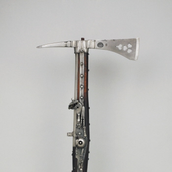Combined axe and wheel-lock pistol with ramrod